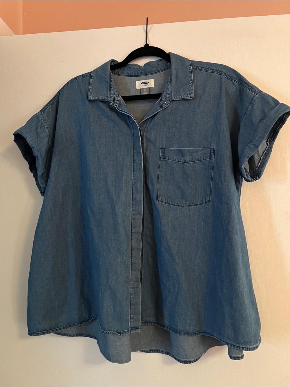 Old Navy top